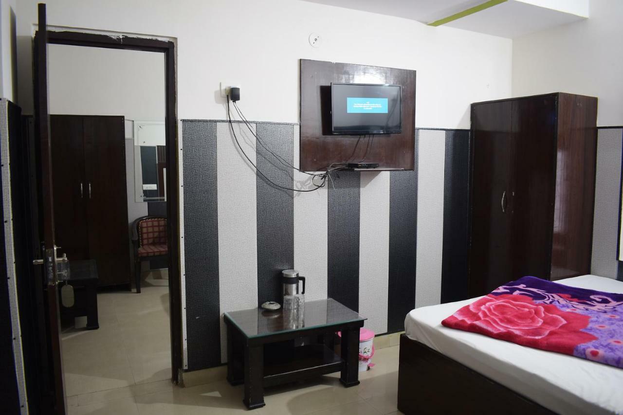 Hotel Thakur Ji Haridwar Exterior photo